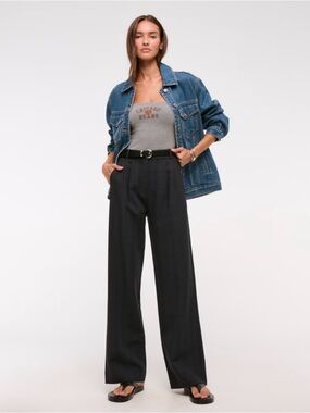 A&F Sloan Tailored Wide Leg High Rise Navy Pleated Trousers SZ 10/30 Curve Love